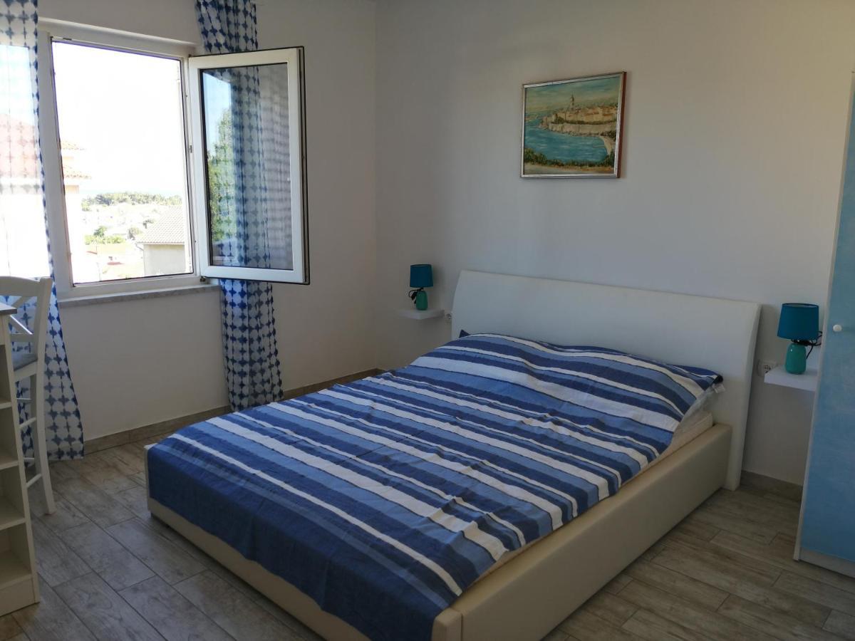 Apartmani Nevera 克尔克 外观 照片