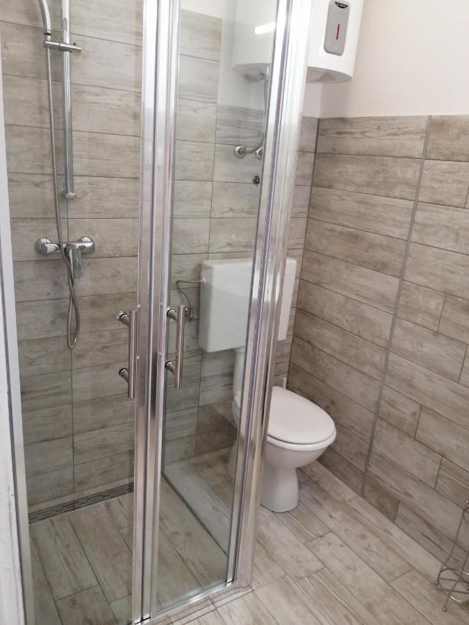 Apartmani Nevera 克尔克 外观 照片